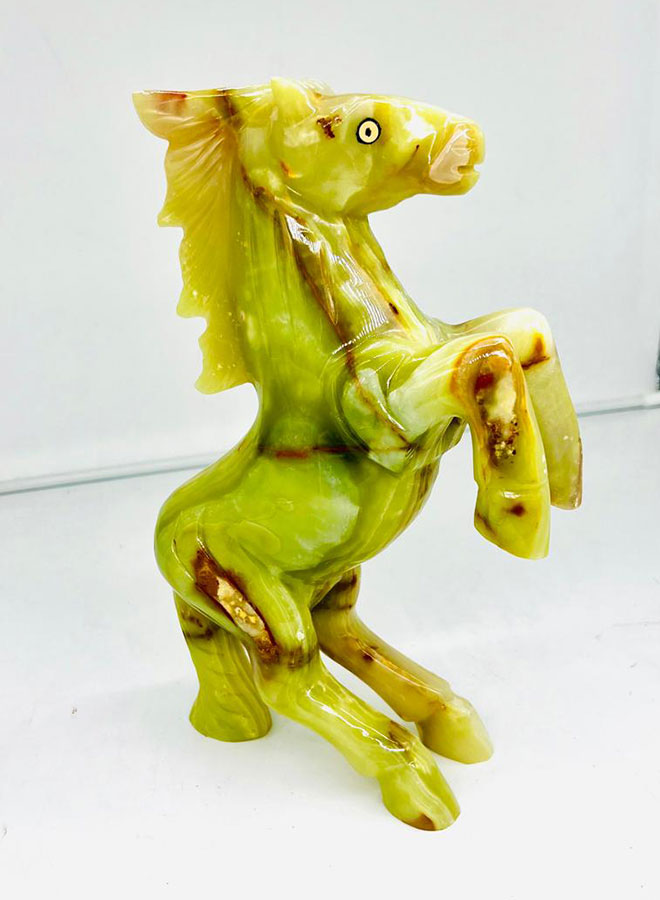 handcrafted onyx marble horse – 12 inch decorative figurine in mixed colors handcrafted onyx marble horse – 12 inch decorative figurine in mixed colors