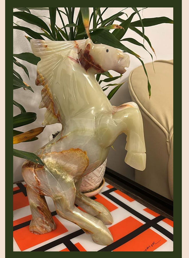 handcrafted onyx marble horse – 12 inch decorative figurine in mixed colors handcrafted onyx marble horse – 12 inch decorative figurine in mixed colors