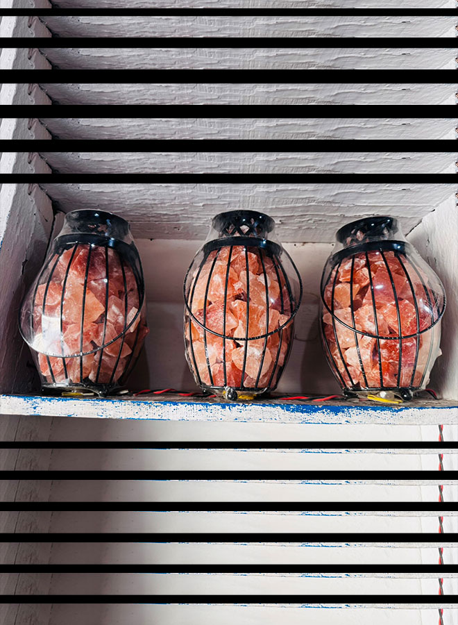 steel lantern himalayan pink salt lamp – 5kg large size | natural crystal rock in metal frame for air purification & home décor steel lantern himalayan pink salt lamp – 5kg large size | natural crystal rock in metal frame for air purification & home décor