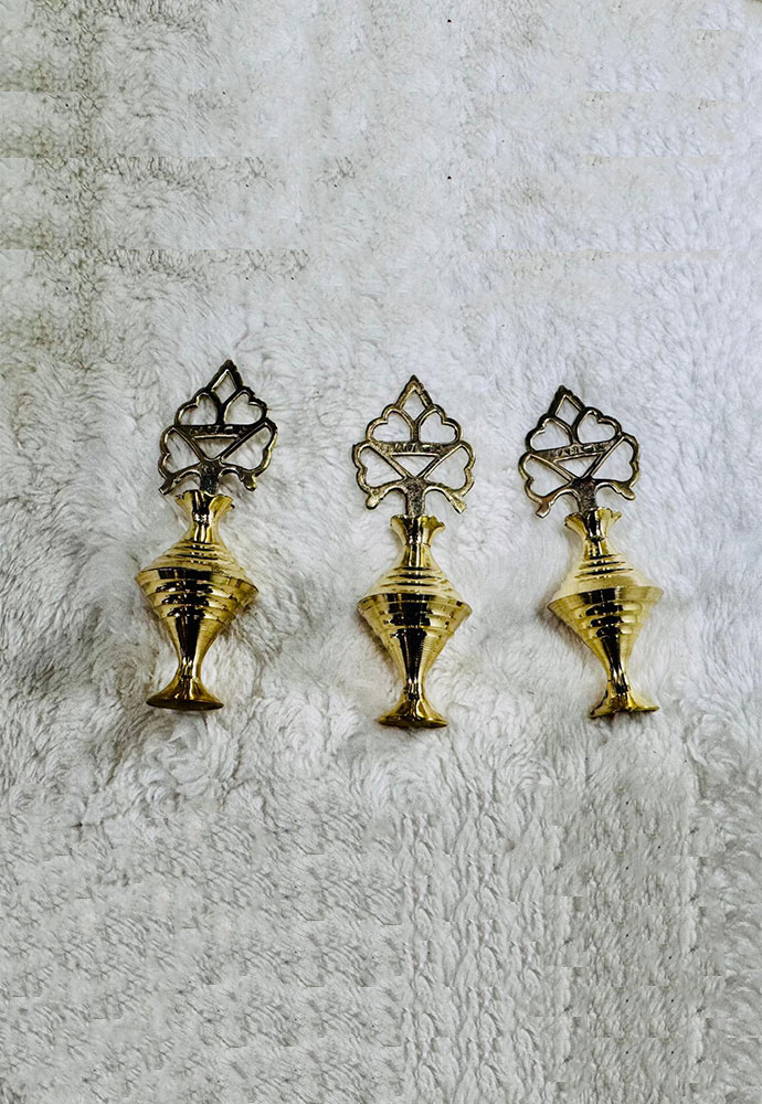 traditional arabic brass surmadani set, 3 piece antique gold kohl containers, surma/kajol pot, surma holder traditional arabic brass surmadani set, 3 piece antique gold kohl containers, surma/kajol pot, surma holder